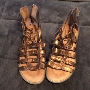 Born gladiator sandals
